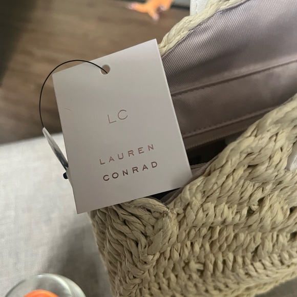 LC Lauren Conrad Cream Round Shoulder Bag - Picture 5 of 10